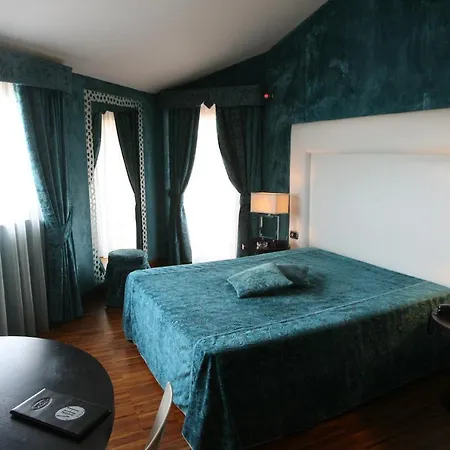 Marcantoniohotel Hotel